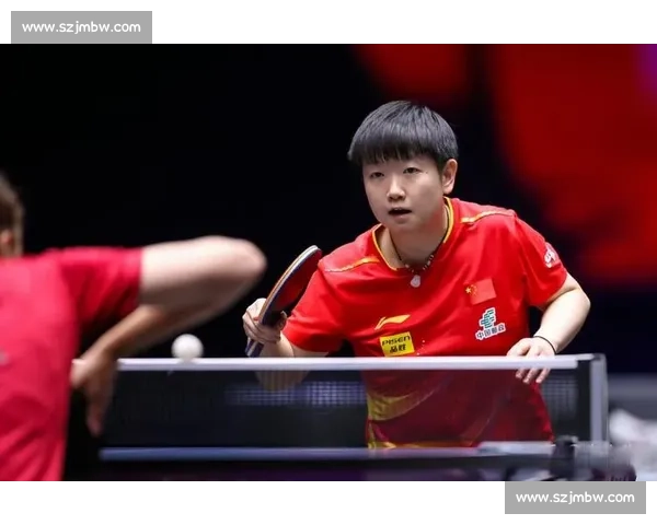 孙颖莎裹成 “灌汤包”？35℃高温里的可爱暴击