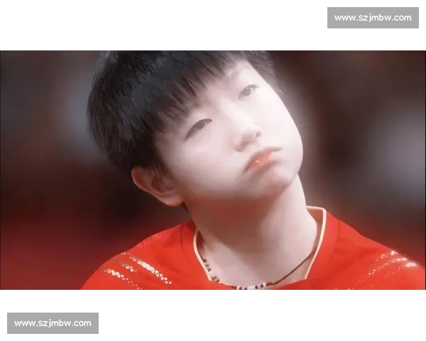 孙颖莎裹成 “灌汤包”？35℃高温里的可爱暴击